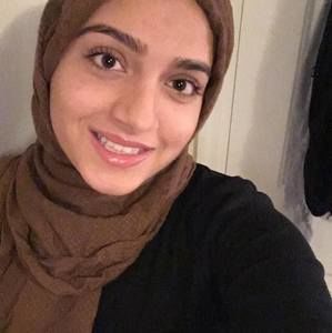 Meet your Posher, Fatima